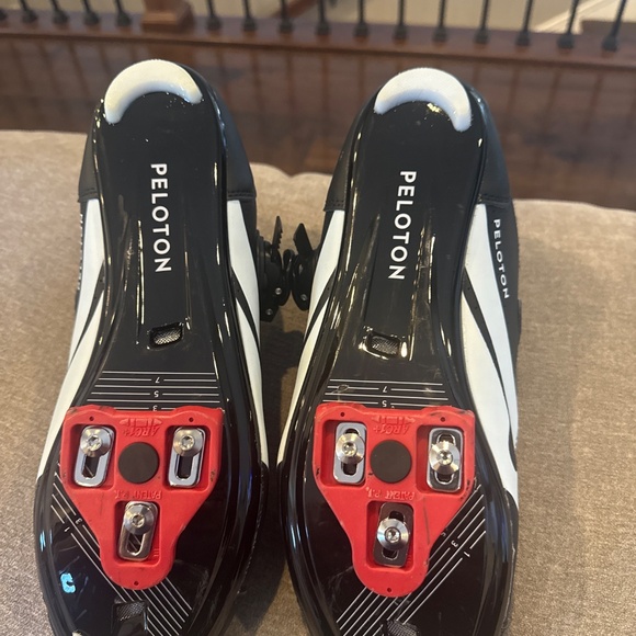 Peloton Shoes - Picture 6 of 6